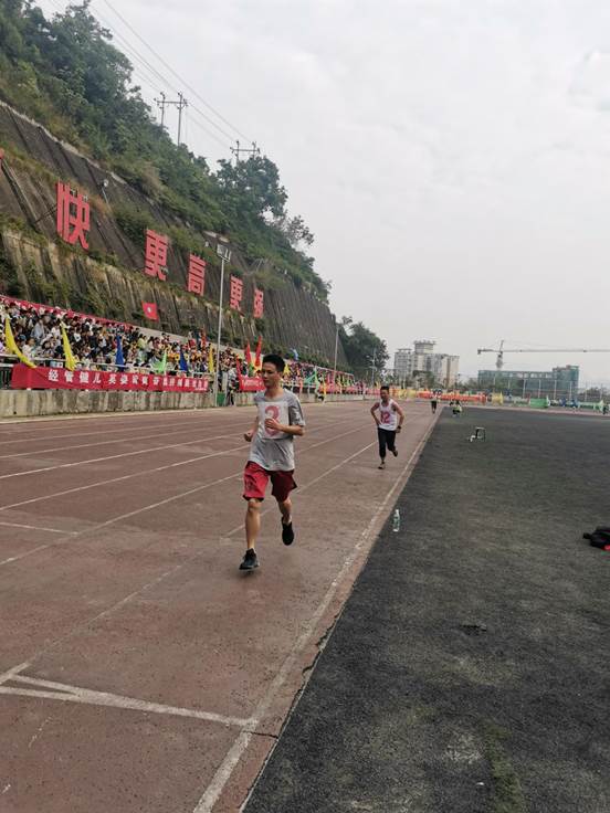 说明:4825be34084a0126f766aba88d09b8b